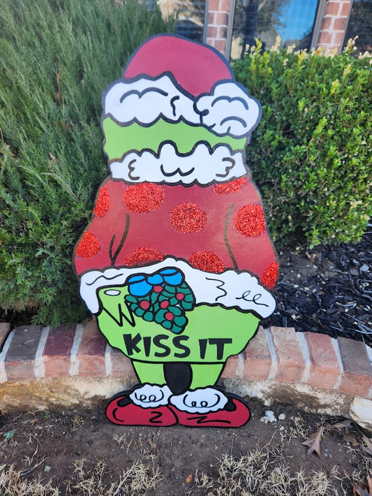 Kiss it Grinch Yard Art