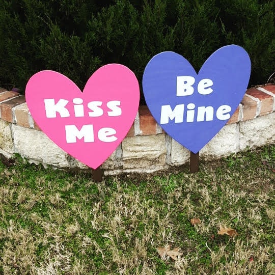 Happy Valentine's Day Yard Art (Set of 1)