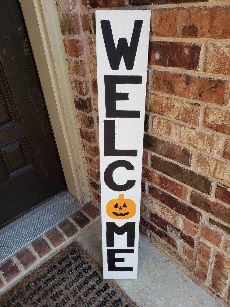 Welcome Pumpkin Front Porch Leaner Wood Sign